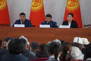 Тоӊ районунун аймагында Кыргыз Республикасынын №800 “Үй-бүлөлүк зомбулуктан сактоо жана коргоо жөнүндө” кенешме өтту