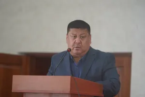 2026-жылдын 4-июнь күнү, Тоң райондук мамлекеттик администрациясынын алдында «Тоң районунун аймагындагы карантиндик жана өзгөчө кооптуу жугуштуу кара тумоо оорусуна каршы аракеттенүү» боюнча атайын командалык-штабдык машыгуу өткөрүлдү
